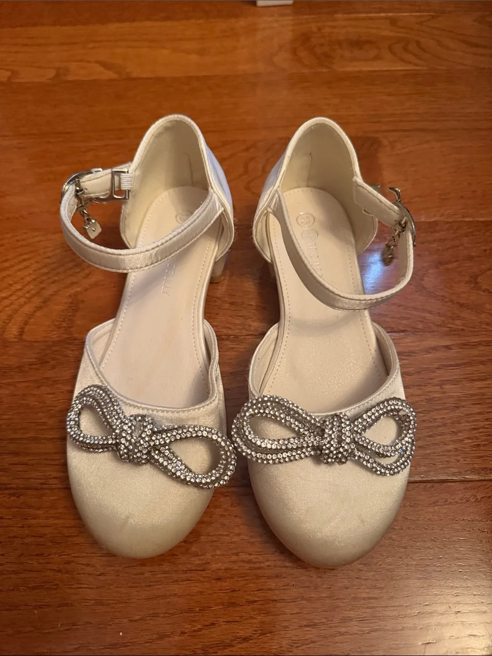 Trish Scully Girls Ivory Ankle-Strap Dress Flats with Rhinestone Bow